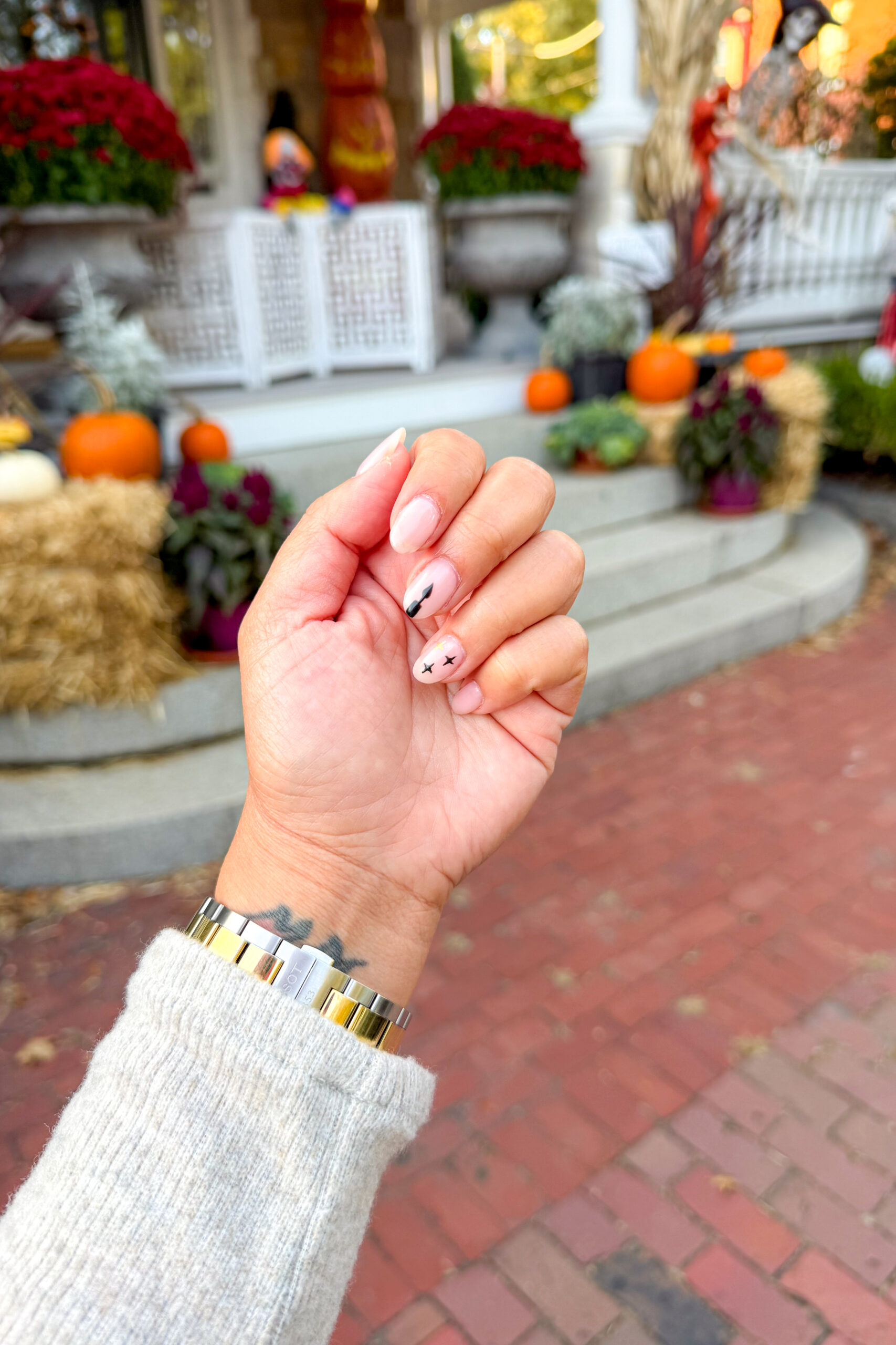 Hocus Pocus Inspired Nails